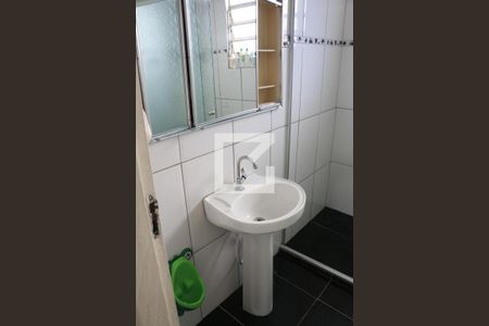 Casa à venda com 150m², 3 quartos e 2 vagasBanheiro 1