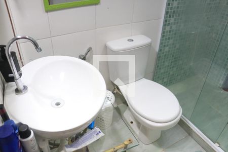 Casa à venda com 150m², 3 quartos e 2 vagasBanheiro 3