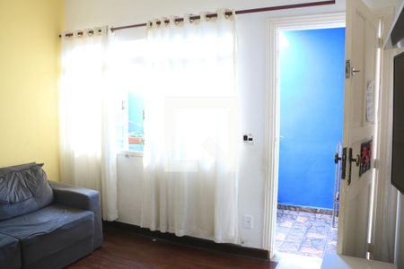 Sala de casa para alugar com 3 quartos, 150m² em Jardim Valdibia, São Bernardo do Campo