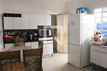 Casa à venda com 150m², 3 quartos e 2 vagasCozinha