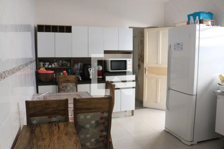 Casa à venda com 150m², 3 quartos e 2 vagasCozinha