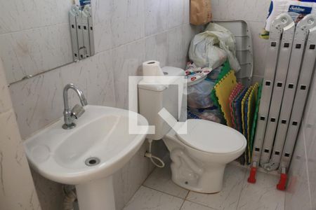Casa à venda com 150m², 3 quartos e 2 vagasBanheiro 2
