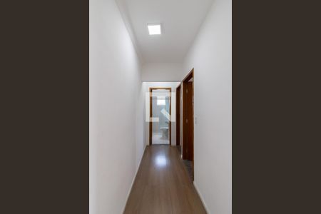 Corredor de apartamento para alugar com 2 quartos, 48m² em Jardim Barbosa, Guarulhos