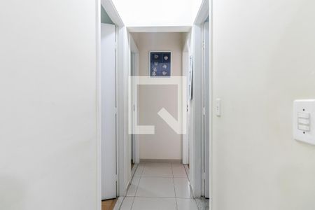 Corredor  de apartamento à venda com 3 quartos, 60m² em Vila California, São Paulo