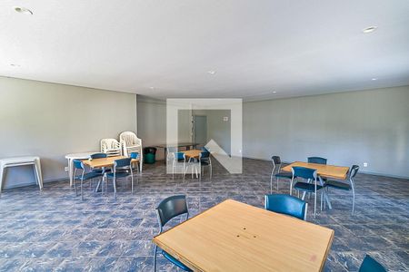 Apartamento à venda com 47m², 2 quartos e 1 vaga Apartamento à venda com 47m², 2 quartos e 1 vagaÁrea comum - Salão de festas