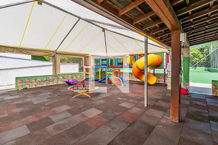 Apartamento à venda com 47m², 2 quartos e 1 vaga Apartamento à venda com 47m², 2 quartos e 1 vagaÁrea comum - Playground