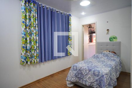 Quarto 2 de casa à venda com 3 quartos, 190m² em Parque Santa Fé, Porto Alegre