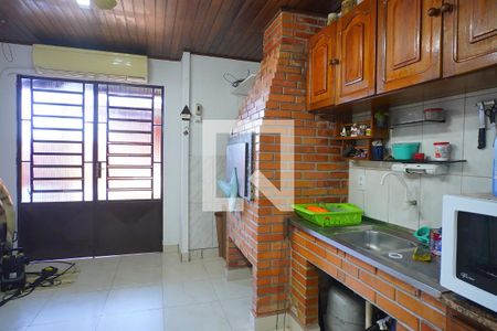 Casa à venda com 190m², 3 quartos e 3 vagas Casa à venda com 190m², 3 quartos e 3 vagasChurrasqueira