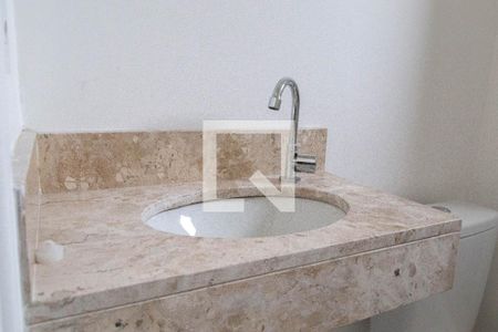 Banheiro de kitnet/studio à venda com 1 quarto, 28m² em Vila Galvão, Guarulhos