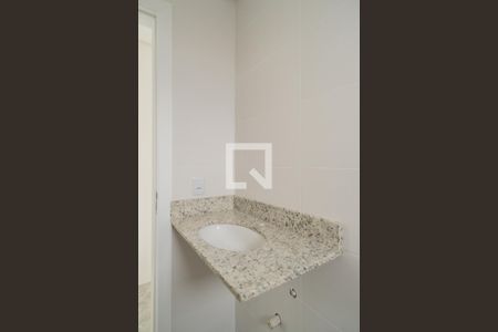 Apartamento à venda com 66m², 2 quartos e 2 vagasBanheiro da Suíte