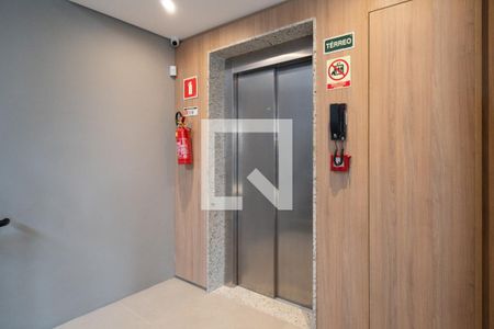 Apartamento à venda com 66m², 2 quartos e 2 vagasElevador