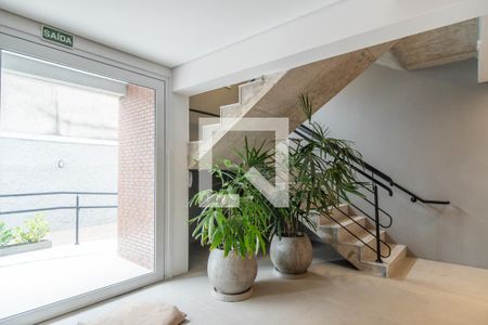 Apartamento à venda com 66m², 2 quartos e 2 vagasHall social