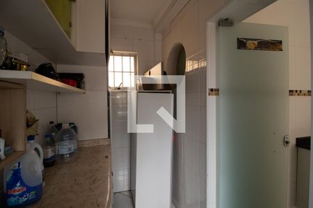 Casa à venda com 240m², 3 quartos e 3 vagasÁrea de Serviço