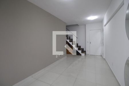 Sala de apartamento para alugar com 3 quartos, 122m² em Barra da Tijuca, Rio de Janeiro