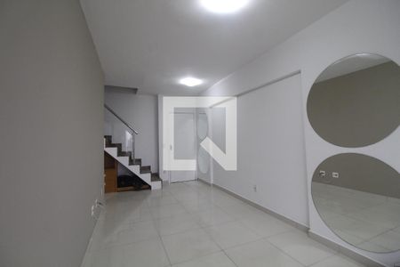 Sala de apartamento para alugar com 3 quartos, 122m² em Barra da Tijuca, Rio de Janeiro