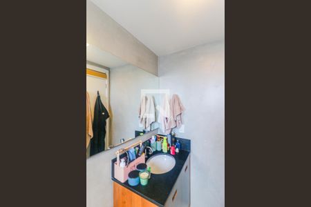 Banheiro de apartamento para alugar com 1 quarto, 36m² em Jardim das Acacias, São Paulo