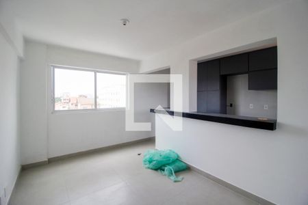 Sala de apartamento para alugar com 3 quartos, 70m² em Ipiranga, Belo Horizonte