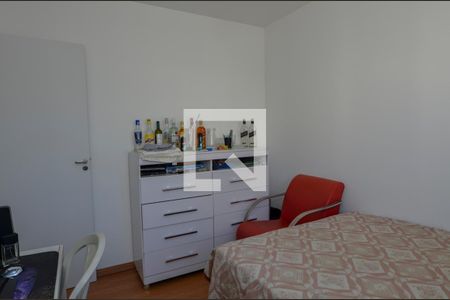 Quarto 1 de apartamento para alugar com 2 quartos, 50m² em Vargem Grande, Rio de Janeiro