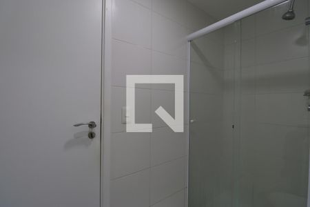 Banheiro de apartamento à venda com 1 quarto, 45m² em Várzea da Barra Funda, São Paulo