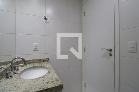 Banheiro de apartamento à venda com 1 quarto, 45m² em Várzea da Barra Funda, São Paulo