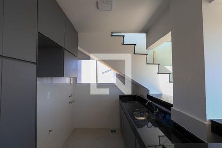 Apartamento para alugar com 160m², 3 quartos e 2 vagas Apartamento para alugar com 160m², 3 quartos e 2 vagasCozinha