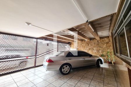 Casa à venda com 264m², 3 quartos e 3 vagas Casa à venda com 264m², 3 quartos e 3 vagasGaragem