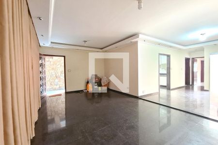 Sala de casa à venda com 3 quartos, 264m² em Vila Rica, São Paulo