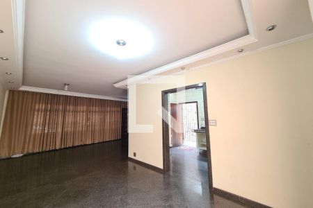 Sala de casa à venda com 3 quartos, 264m² em Vila Rica, São Paulo