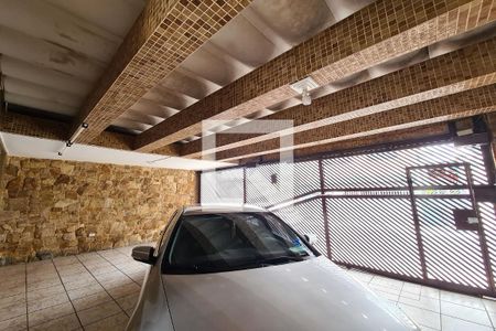 Garagem de casa à venda com 3 quartos, 264m² em Vila Rica, São Paulo