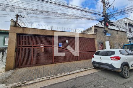 Fachada de casa à venda com 3 quartos, 264m² em Vila Rica, São Paulo
