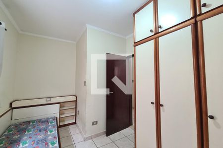Casa à venda com 264m², 3 quartos e 3 vagas Casa à venda com 264m², 3 quartos e 3 vagasQuarto 2