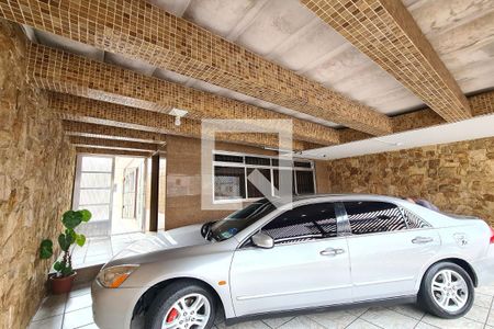 Garagem de casa à venda com 3 quartos, 264m² em Vila Rica, São Paulo