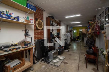 Casa à venda com 150m², 2 quartos e 4 vagasQuarto de Serviço