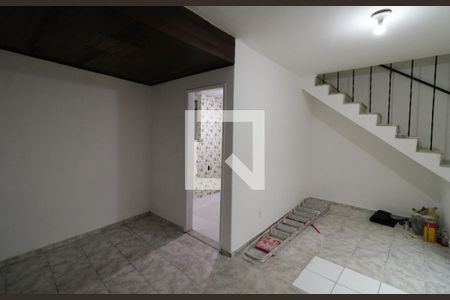Sala de casa para alugar com 3 quartos, 125m² em Tauá, Rio de Janeiro