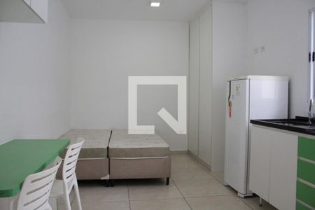 Cozinha de kitnet/studio para alugar com 1 quarto, 20m² em Belenzinho, São Paulo