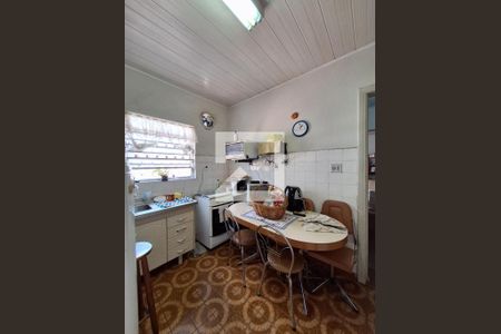 Casa à venda com 140m², 2 quartos e 2 vagasCozinha