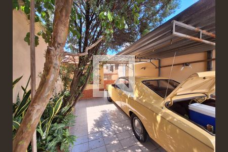 Casa à venda com 140m², 2 quartos e 2 vagasQuintal