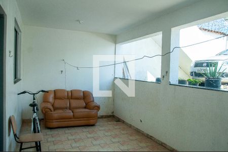 Varanda de casa para alugar com 4 quartos, 140m² em Piratininga, Belo Horizonte