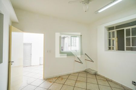 Casa para alugar com 210m², 8 quartos e 3 vagasQuarto de serviço 01