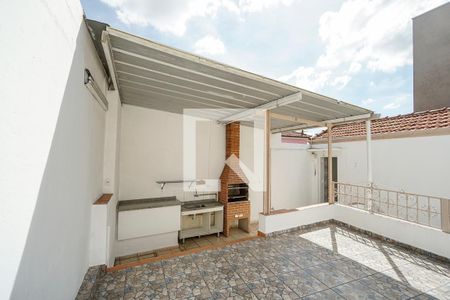 Casa para alugar com 210m², 8 quartos e 3 vagasTerraço