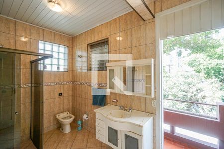 Casa para alugar com 210m², 8 quartos e 3 vagasBanheiro social