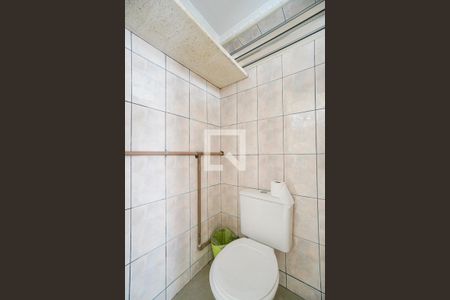 Casa para alugar com 210m², 8 quartos e 3 vagasBanheiro de serviço