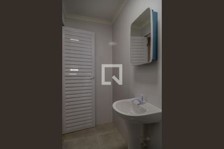 Banheiro de kitnet/studio para alugar com 1 quarto, 15m² em Jabaquara, São Paulo