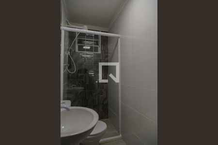 Banheiro de kitnet/studio para alugar com 1 quarto, 15m² em Jabaquara, São Paulo