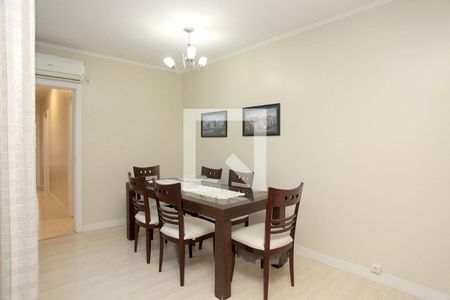 Sala de apartamento para alugar com 4 quartos, 98m² em Floresta, Porto Alegre