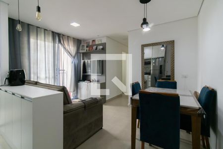 Sala de apartamento à venda com 3 quartos, 64m² em Jardim Cocaia, Guarulhos