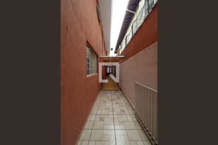 Corredor de casa à venda com 3 quartos, 159m² em Jardim Olympia, São Paulo