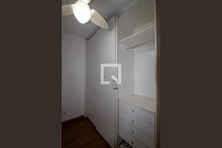 Apartamento à venda com 71m², 3 quartos e 1 vagaQuarto 2