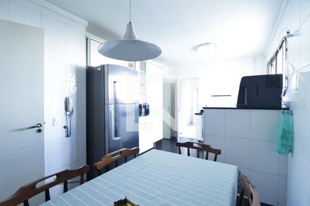 Apartamento à venda com 156m², 3 quartos e 3 vagasCozinha