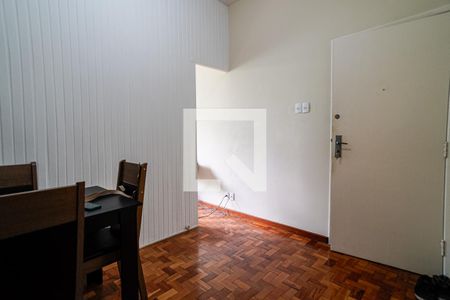 Sala de kitnet/studio à venda com 1 quarto, 46m² em Charitas, Niterói